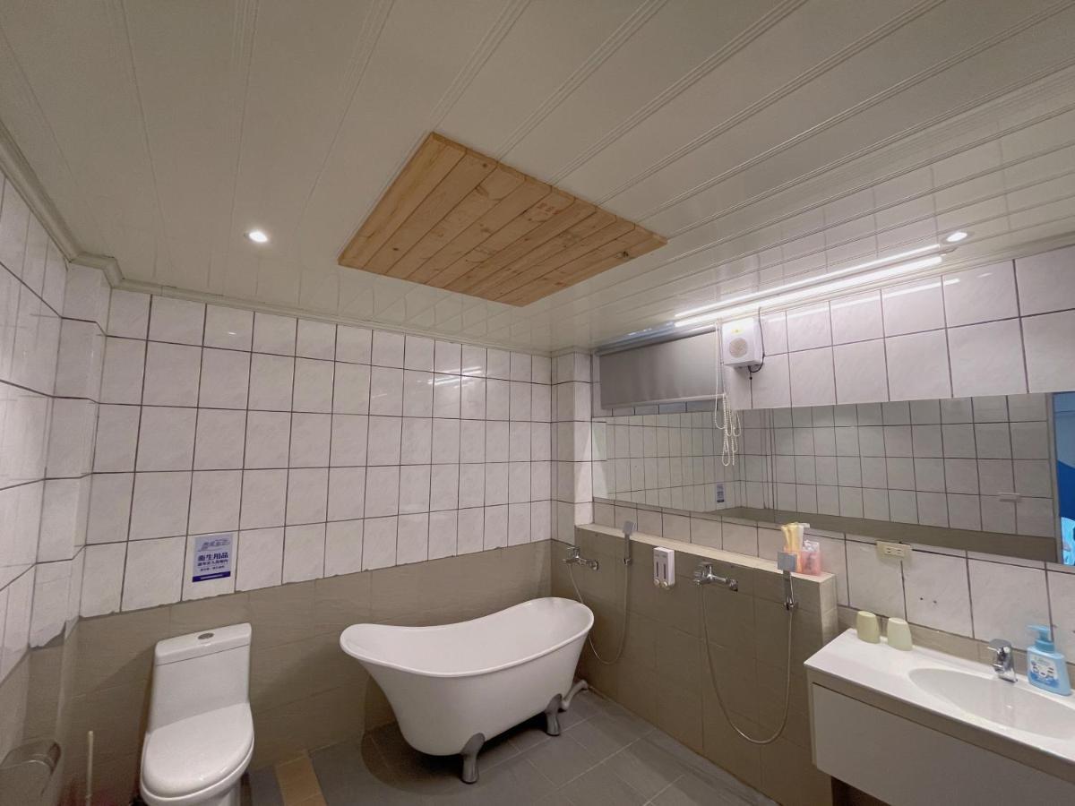 Breeze And Waves Hostel Jinning エクステリア 写真
